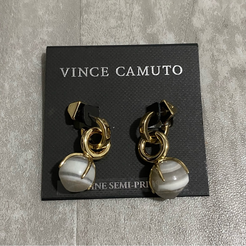 Vince Camino gold earrings with grey stone (brand new with tag)